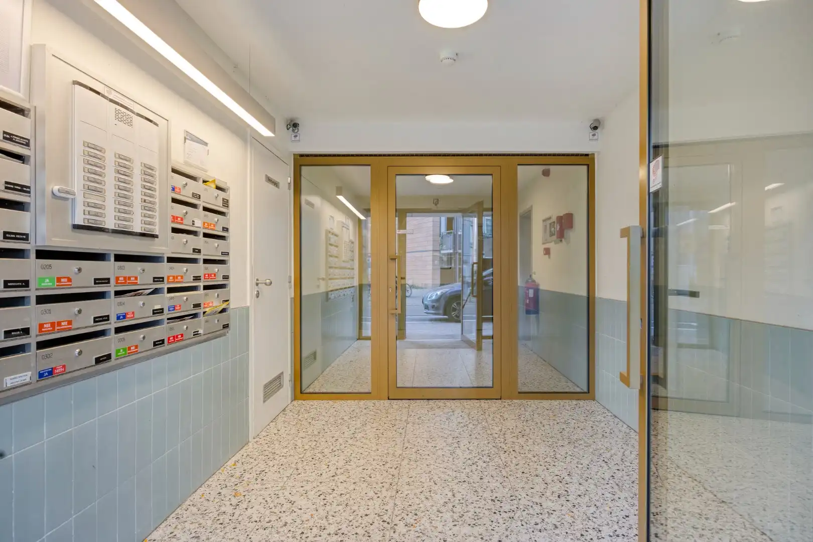 Goed gelegen appartement met 2 slaapkamers, terras, ondergrondse autostaanplaats en private kelderberging in Leuven! - EPC 98 kWh/m² - bewoonbare opp. 74 m² foto 3