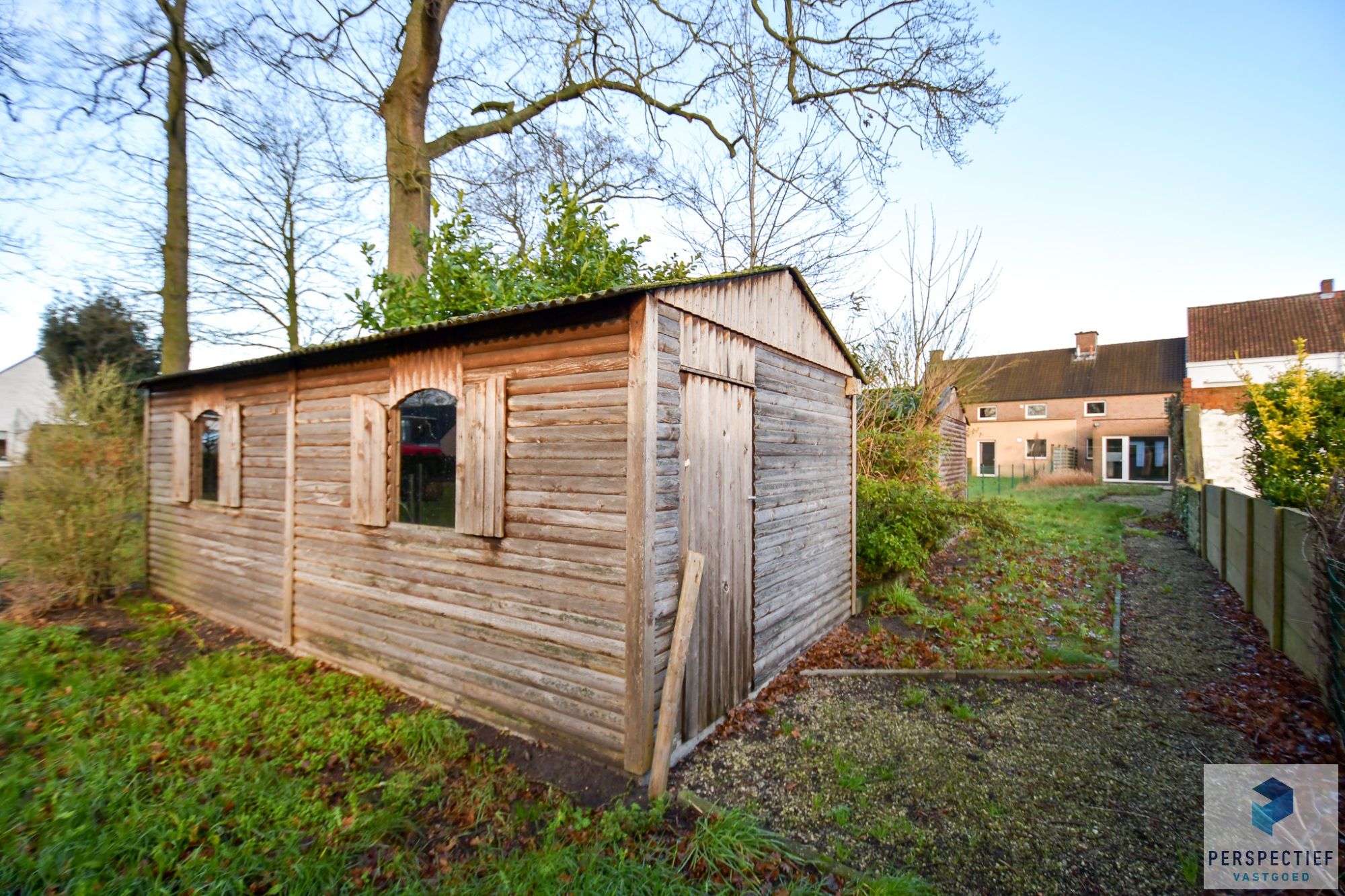 Verrassend ruime woning met tuin en garage foto 20