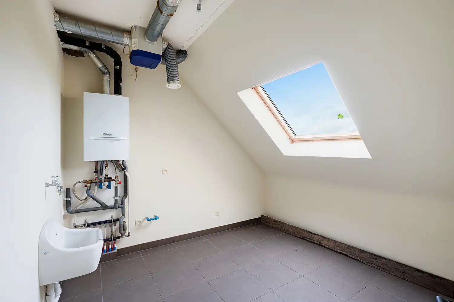 Groot woonappartement (109m²) met terrassen in villa residentie foto 13
