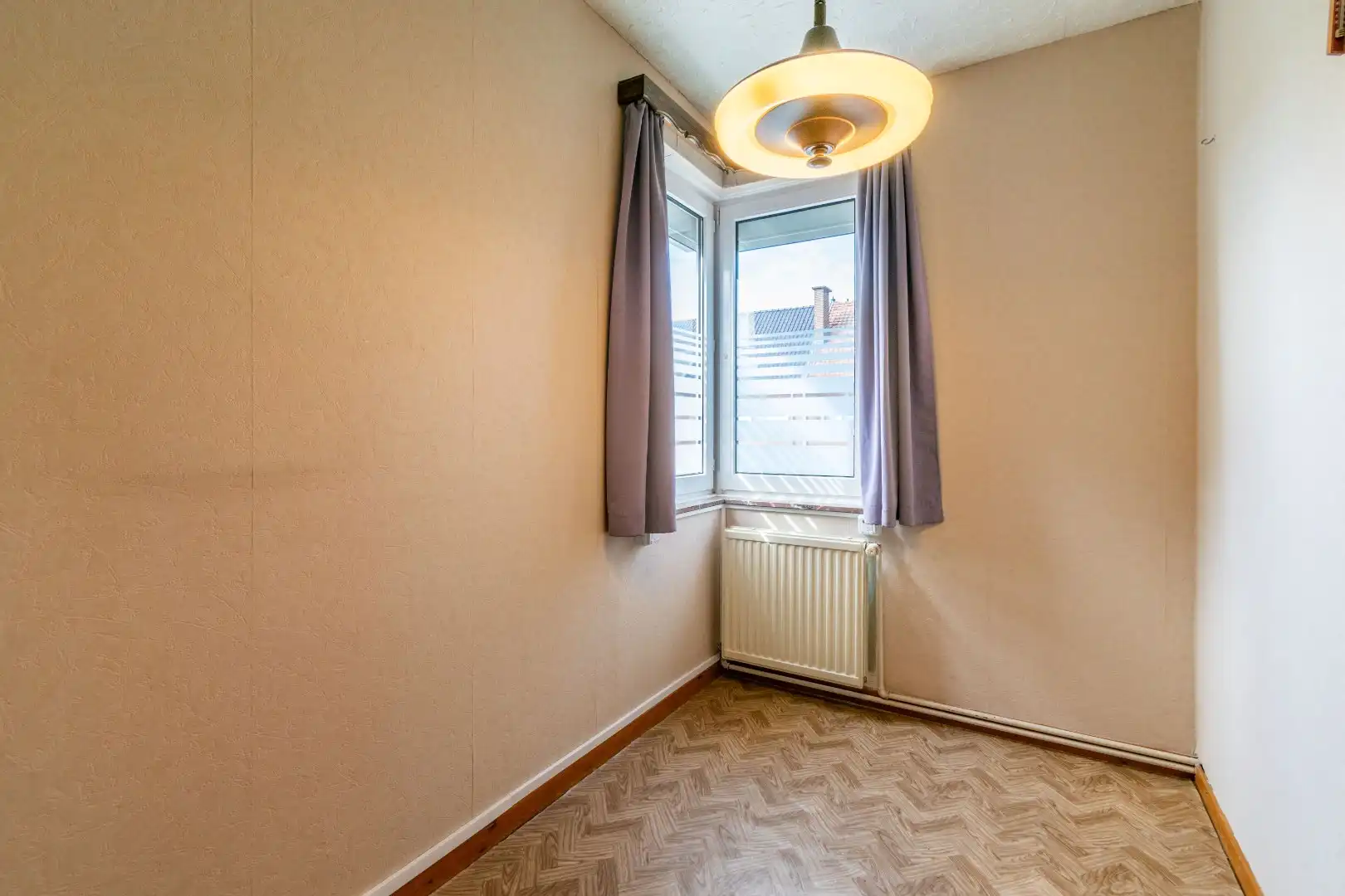 WELGELEGEN WONING MET 2 SLP, BUREAU, INRICHTBARE ZOLDER! foto 12