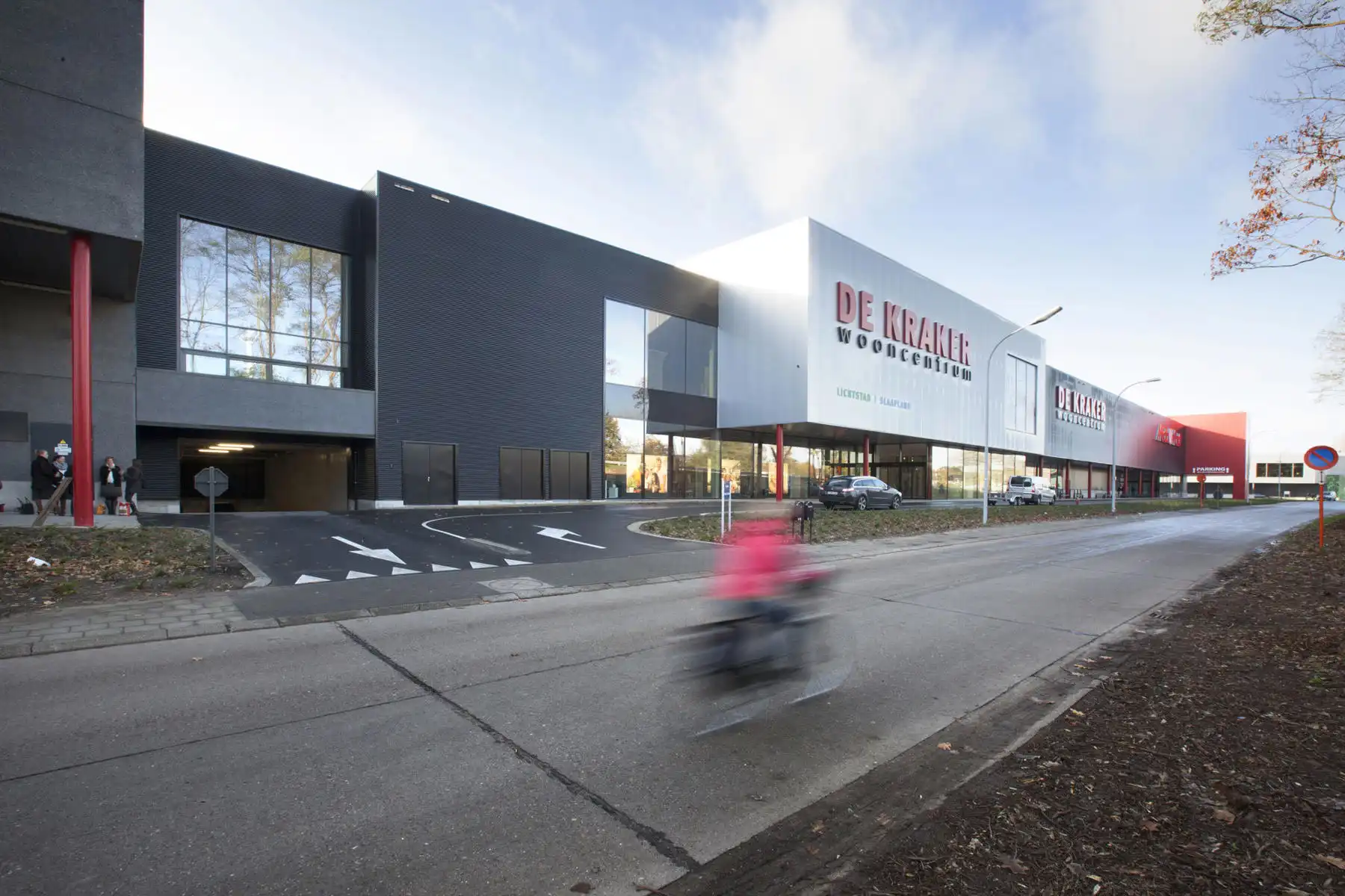 Casco ruimte 1.198 m² tussen De Kraker en Mediamarkt foto 8