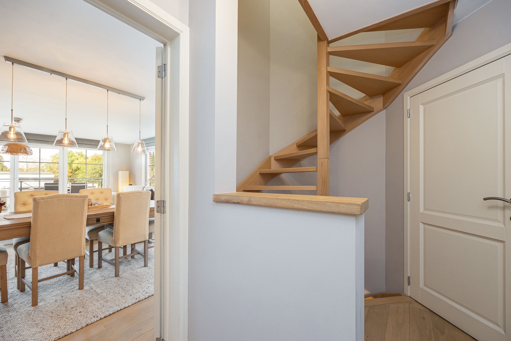 Volledig instapklaar duplex appartement met terras & garage foto 16