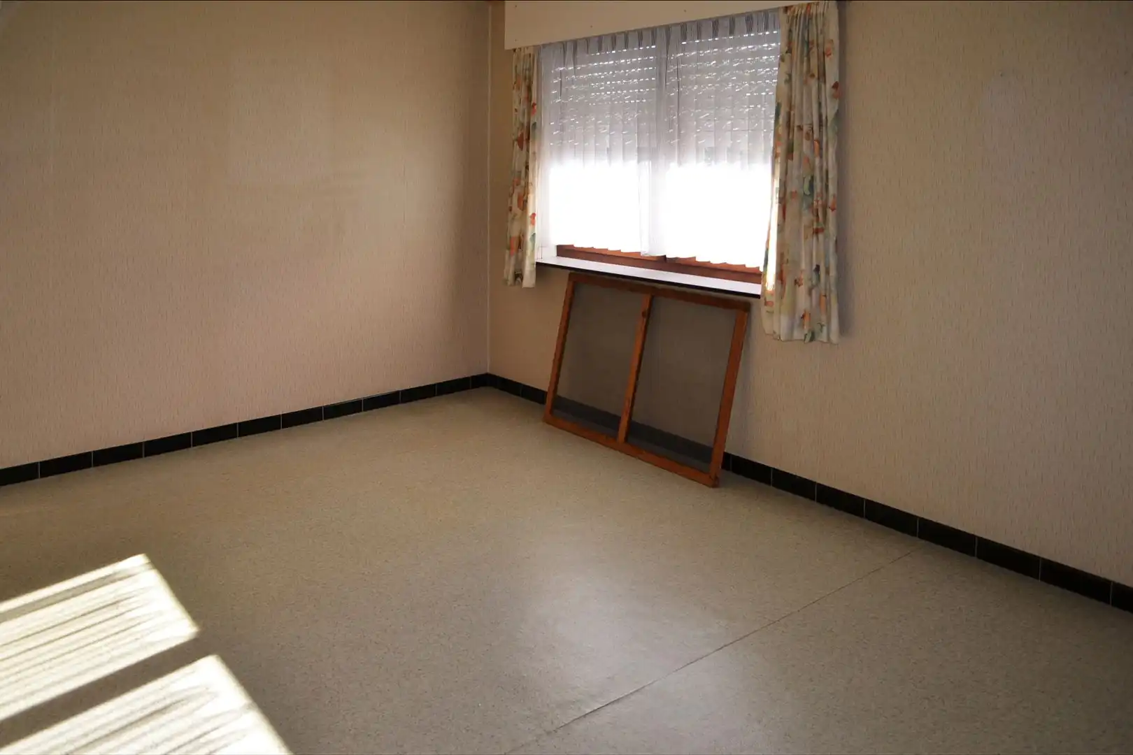 Halfopen bebouwing op 267m² met 3 slpks, garage en tuin te Maldegem foto 9