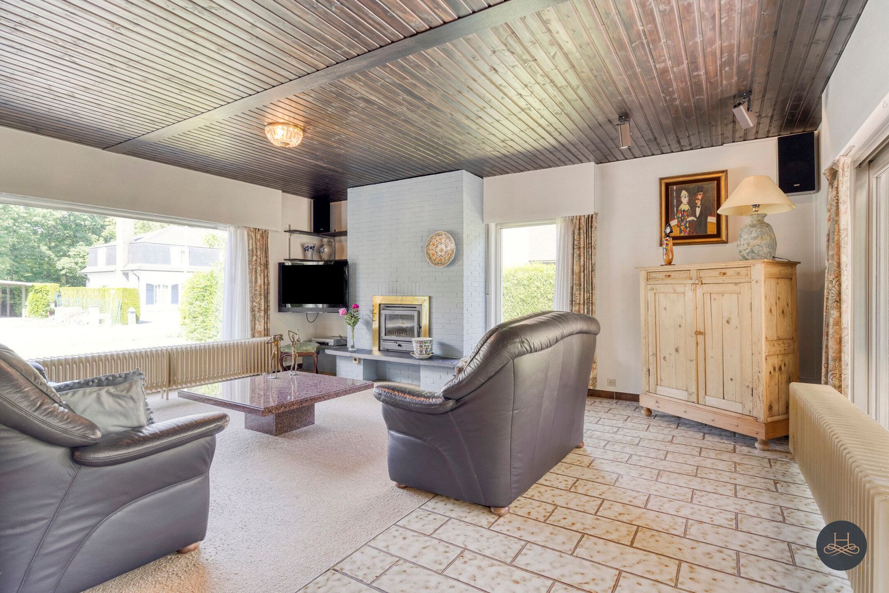 Verrassend ruime open woning met prachtige tuin foto 5