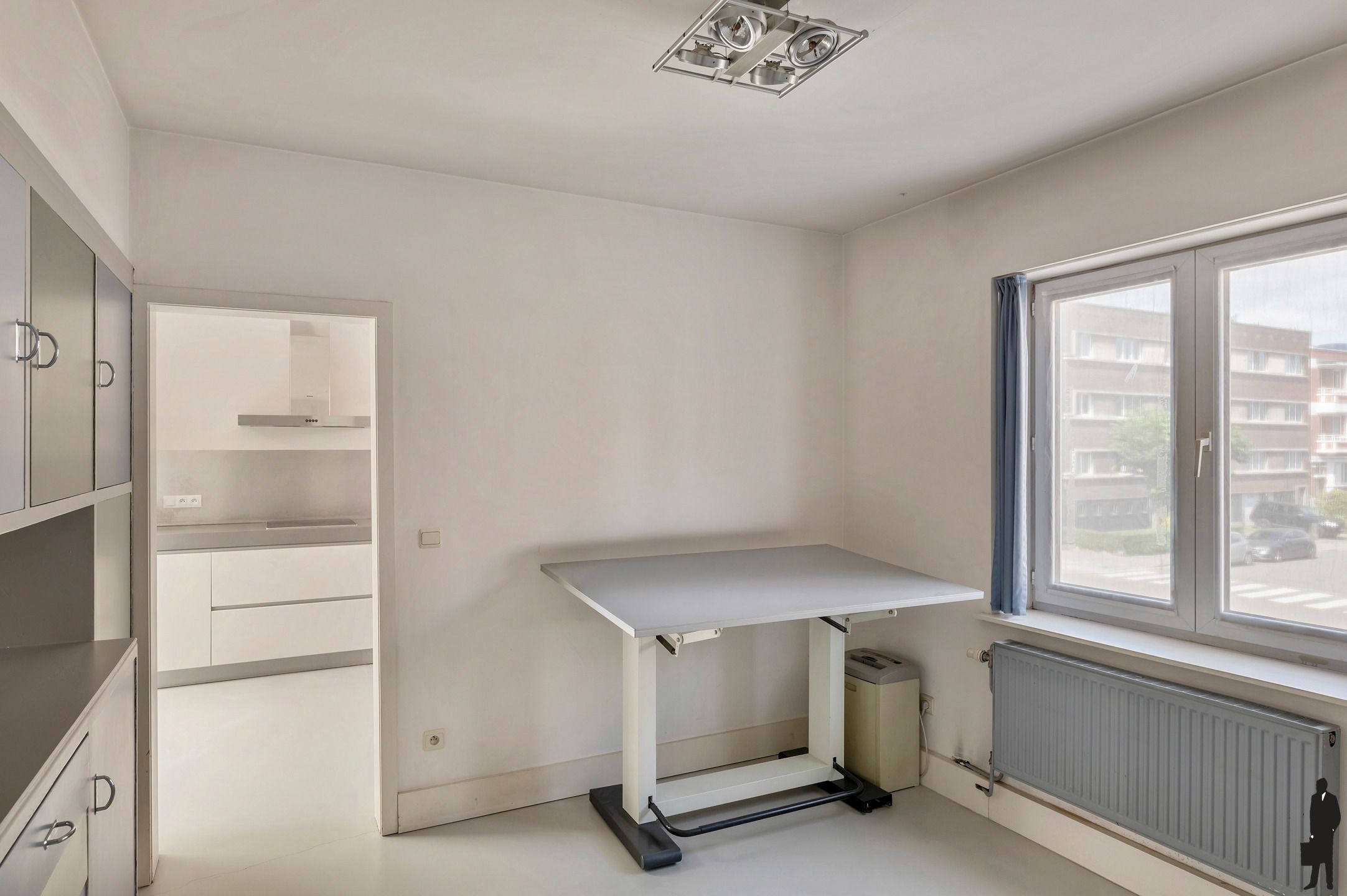 Modernistisch hoekpand met garage in de Tentoonstellingswijk foto 16