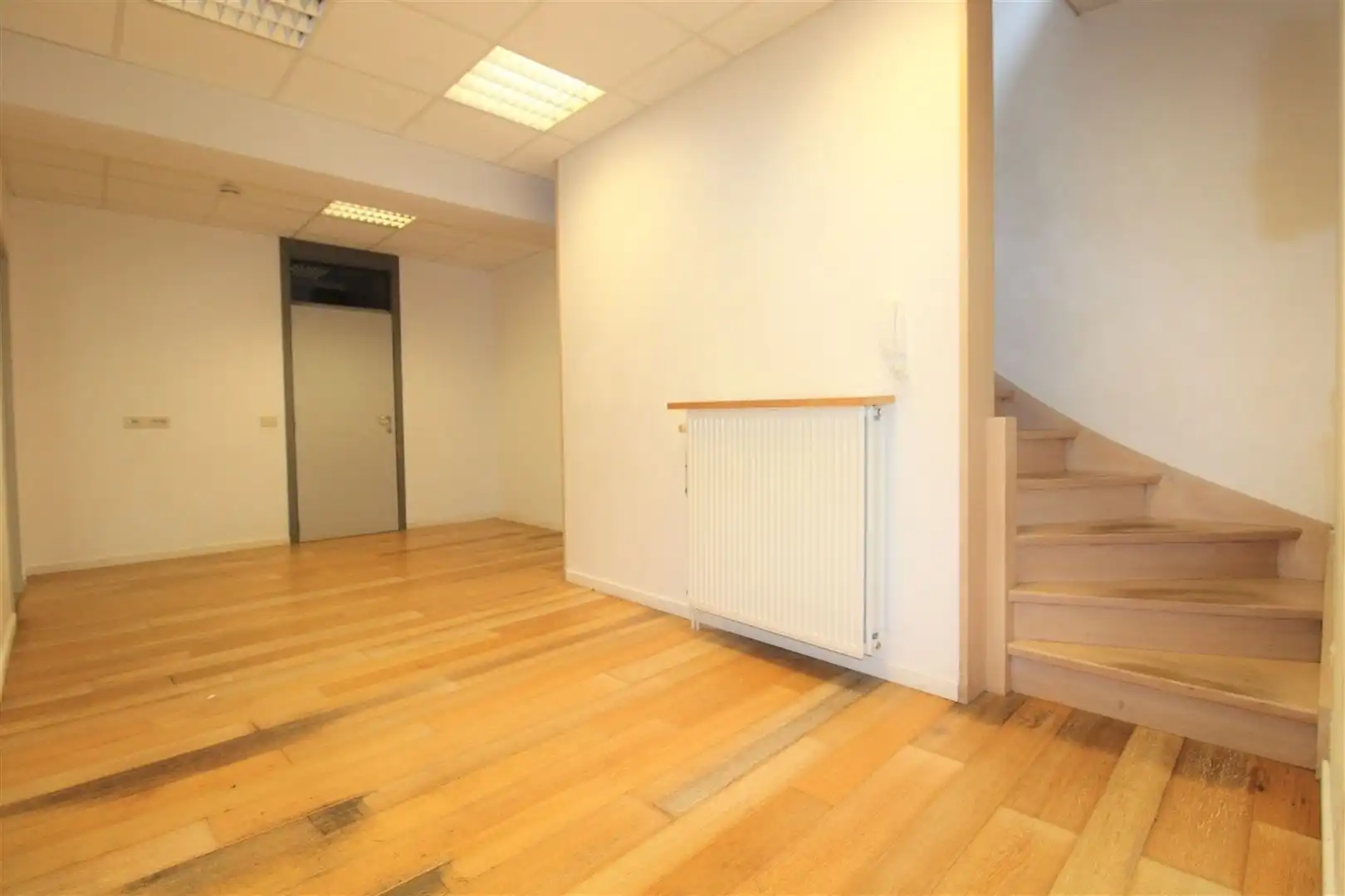 Gezellige 3 Slaapkamer appertement in Hartje Kortrijk foto 3