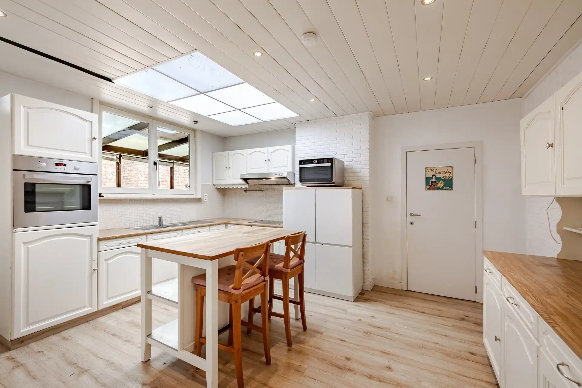 Interessante woning met prachtige tuin in Wichelen. foto 12