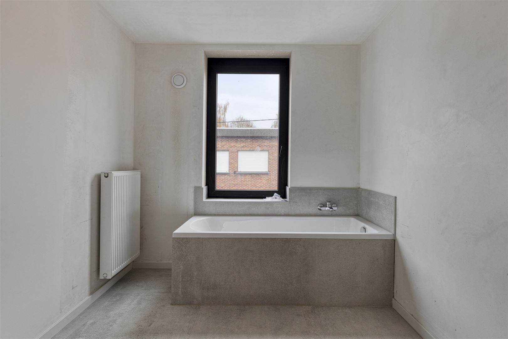 Rustig gelegen nieuwbouw woning met zonnige tuin en 4 slaapkamers. foto 11