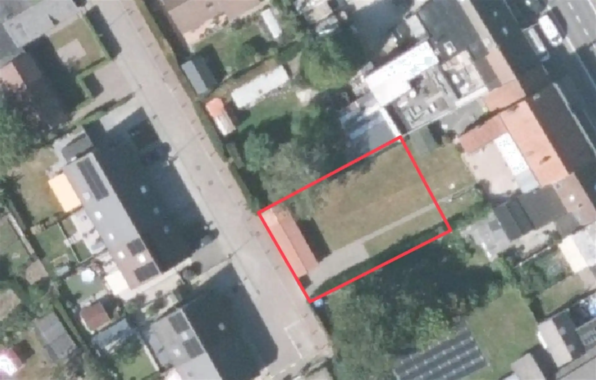 Bouwgrond in doodlopende straat foto 4