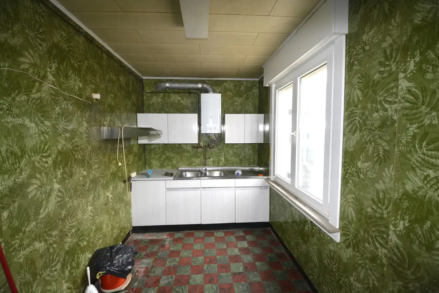 TE RENOVEREN WONING OMGEVEN DOOR AGRARISCH GEBIED! foto 13