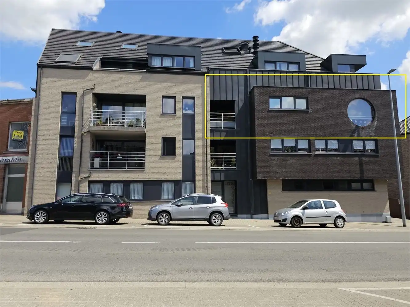 Aangenaam, lichtrijk appartement met overdekt terras en garage foto {{pictureIndex}}
