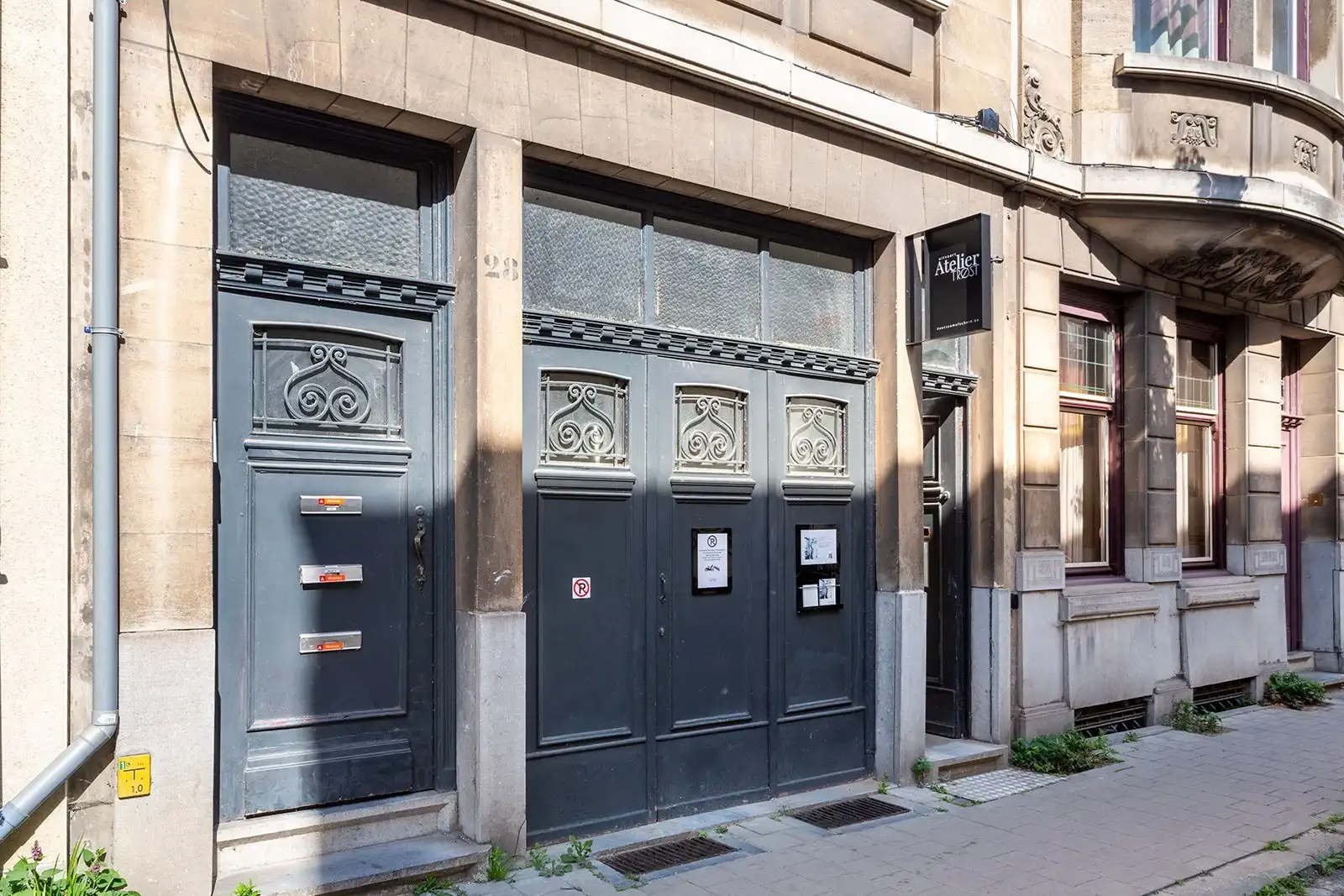 Eigenzinnig atelier in kleinschalig gebouw foto 30