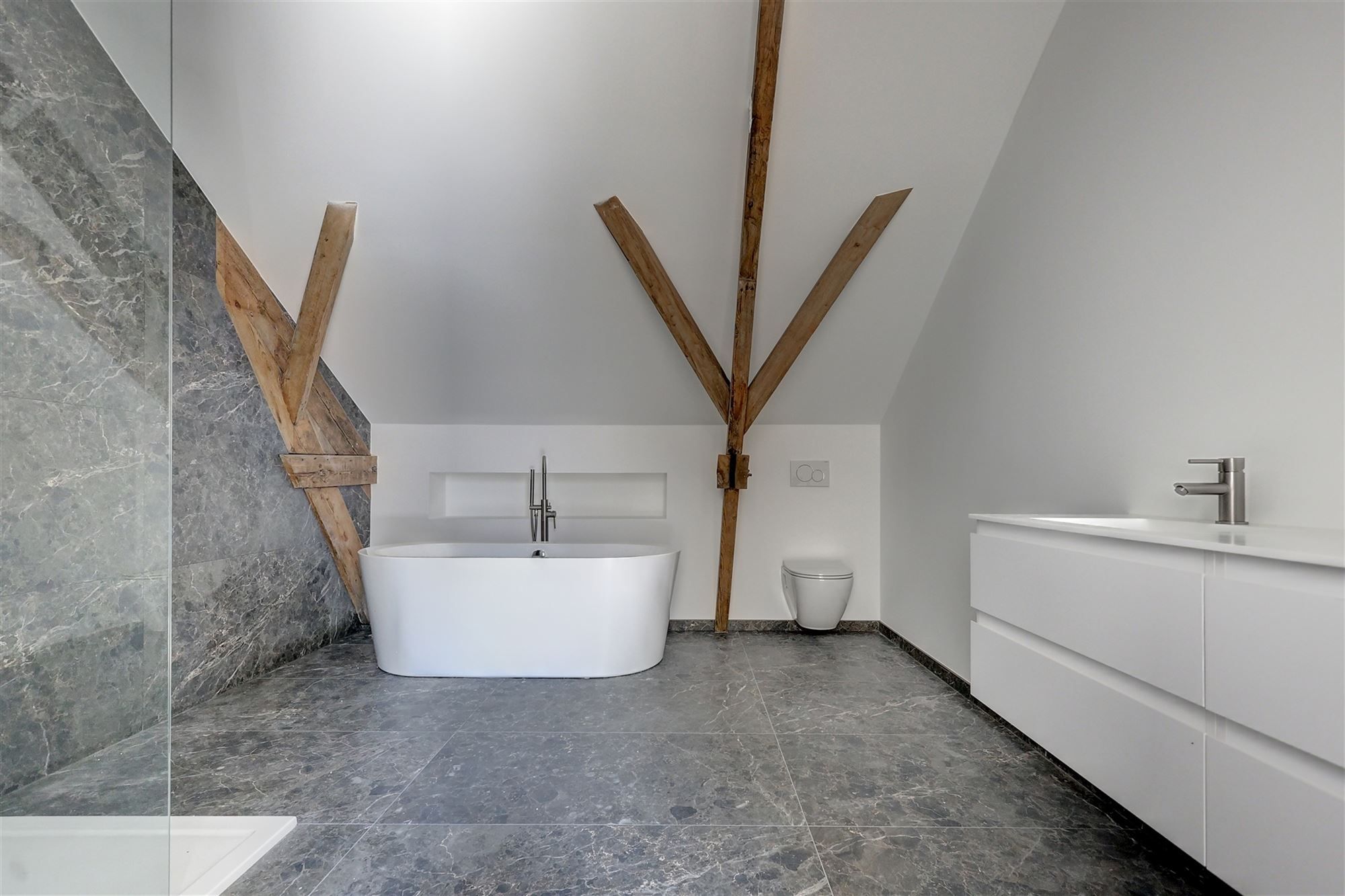 Prachtig gerenoveerd huis in binnengebied in centrum Kontich foto 12