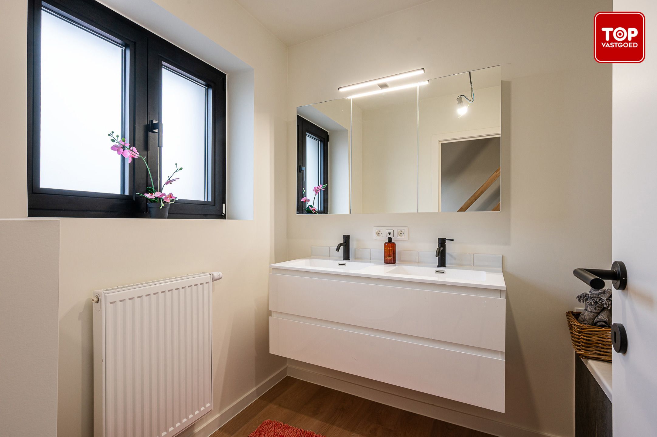 Top gerenoveerde gezinswoning in Mariakerke foto 20