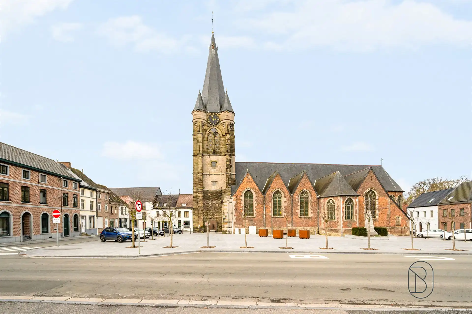 Handelszaak + woonst ideaal gelegen in het centrum! foto 18
