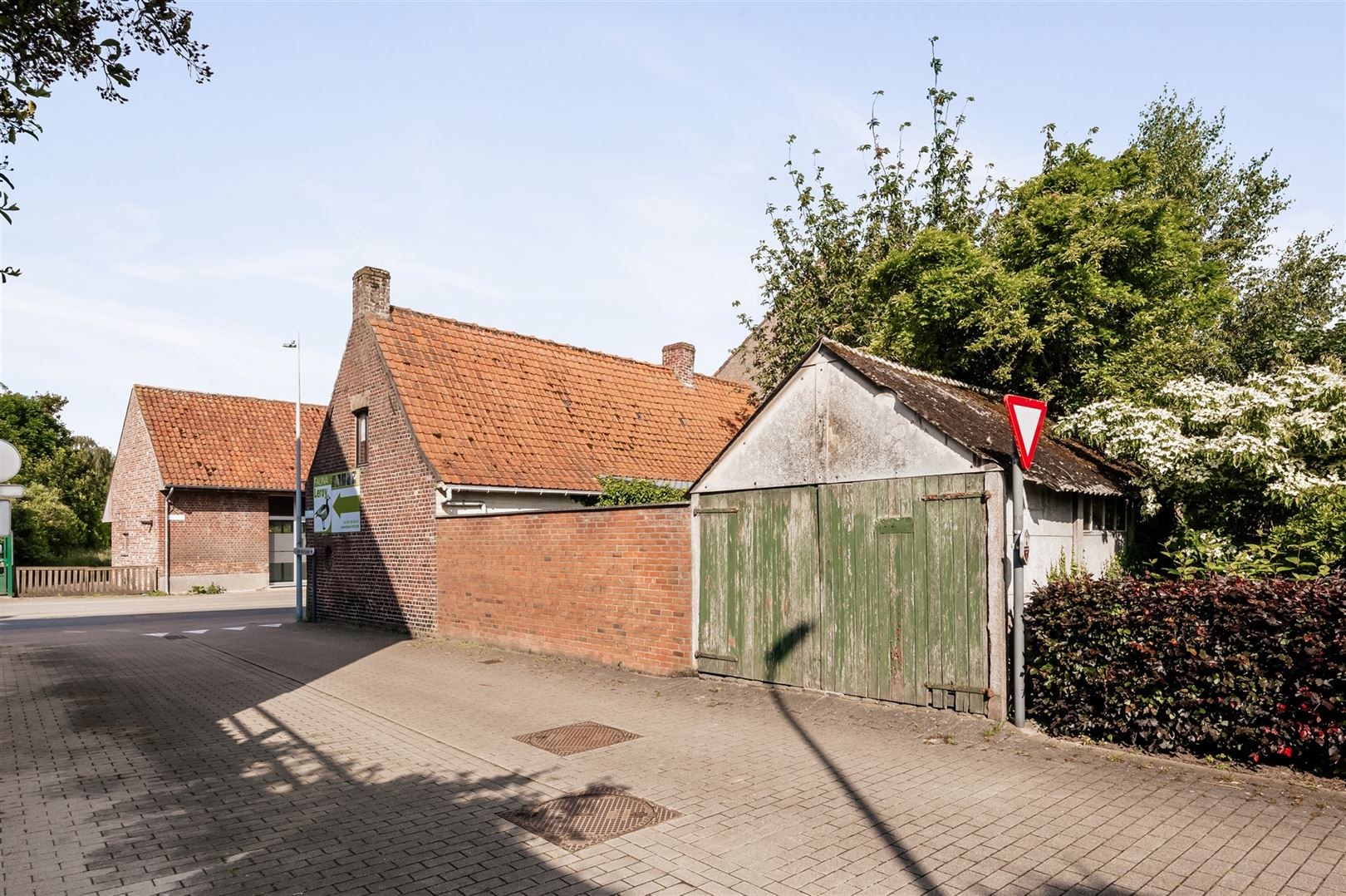 Te renoveren vrijstaande woning foto 18