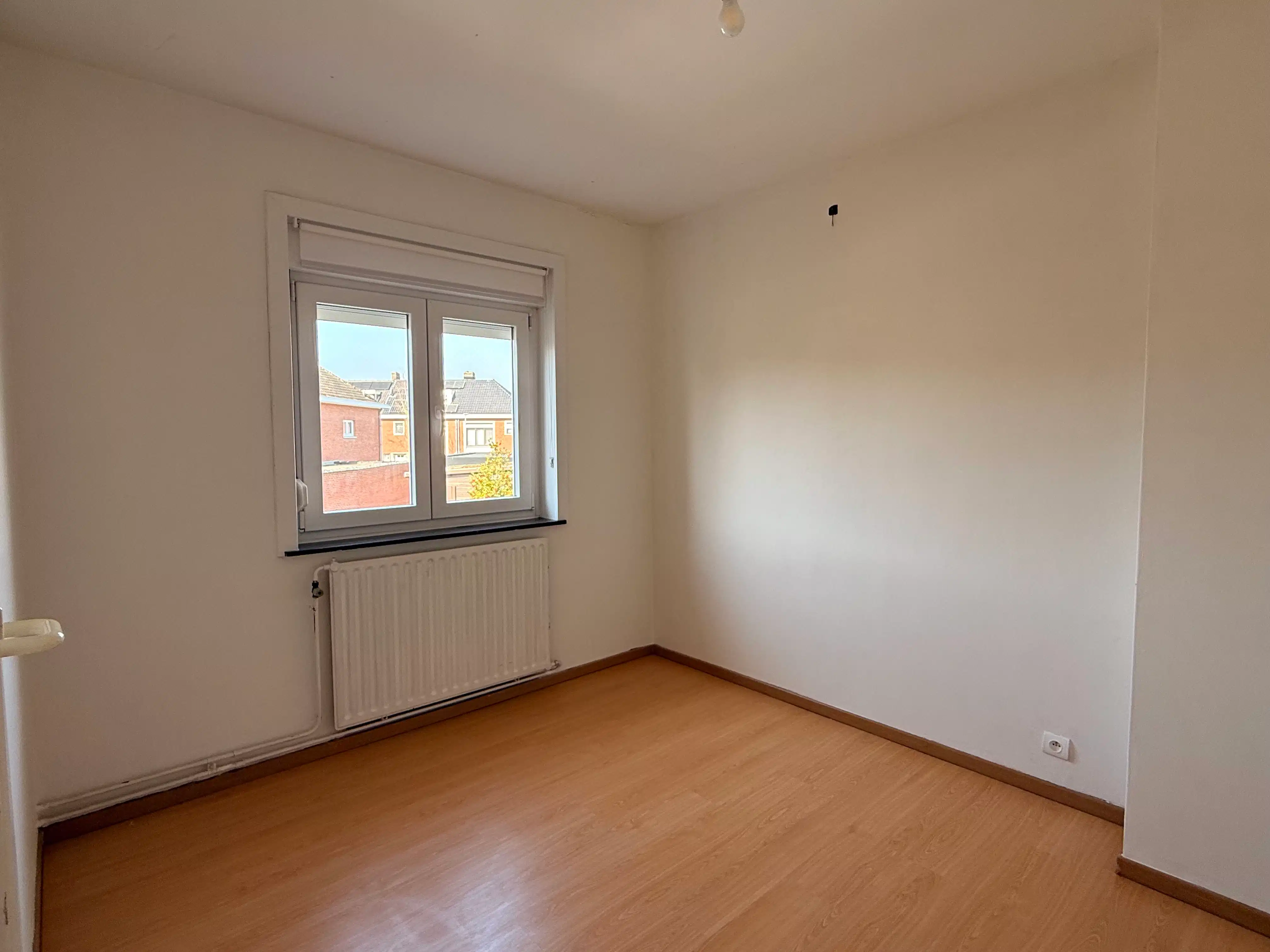 Charmante woning met 4 slaapkamers, tuin en achteruitweg in Puurs-Sint-Amands foto 12