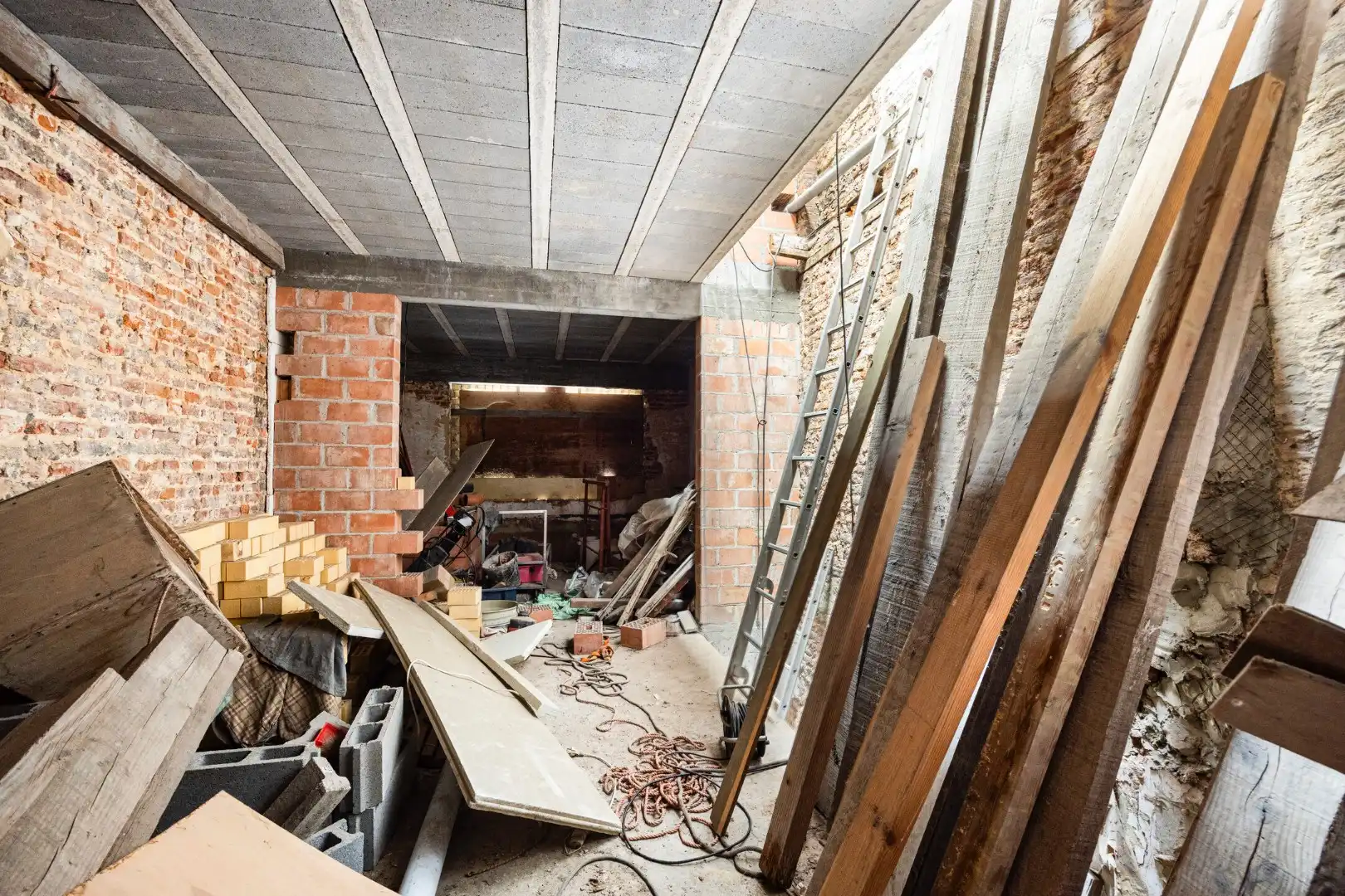 Cascowoning met veel potentieel, nabij het centrum foto 6