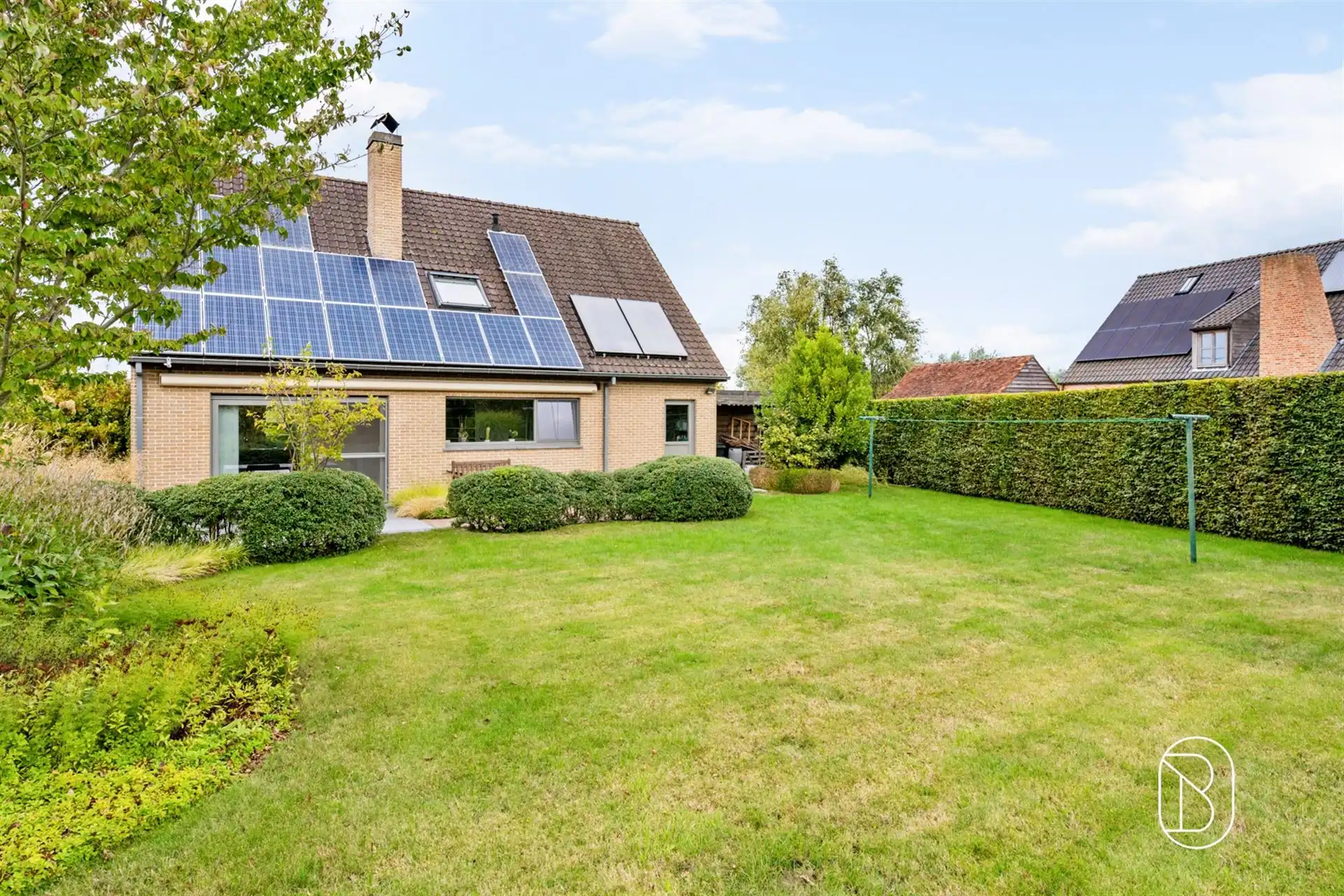 Leuke energiezuinig woning met mooie tuin!  foto 17