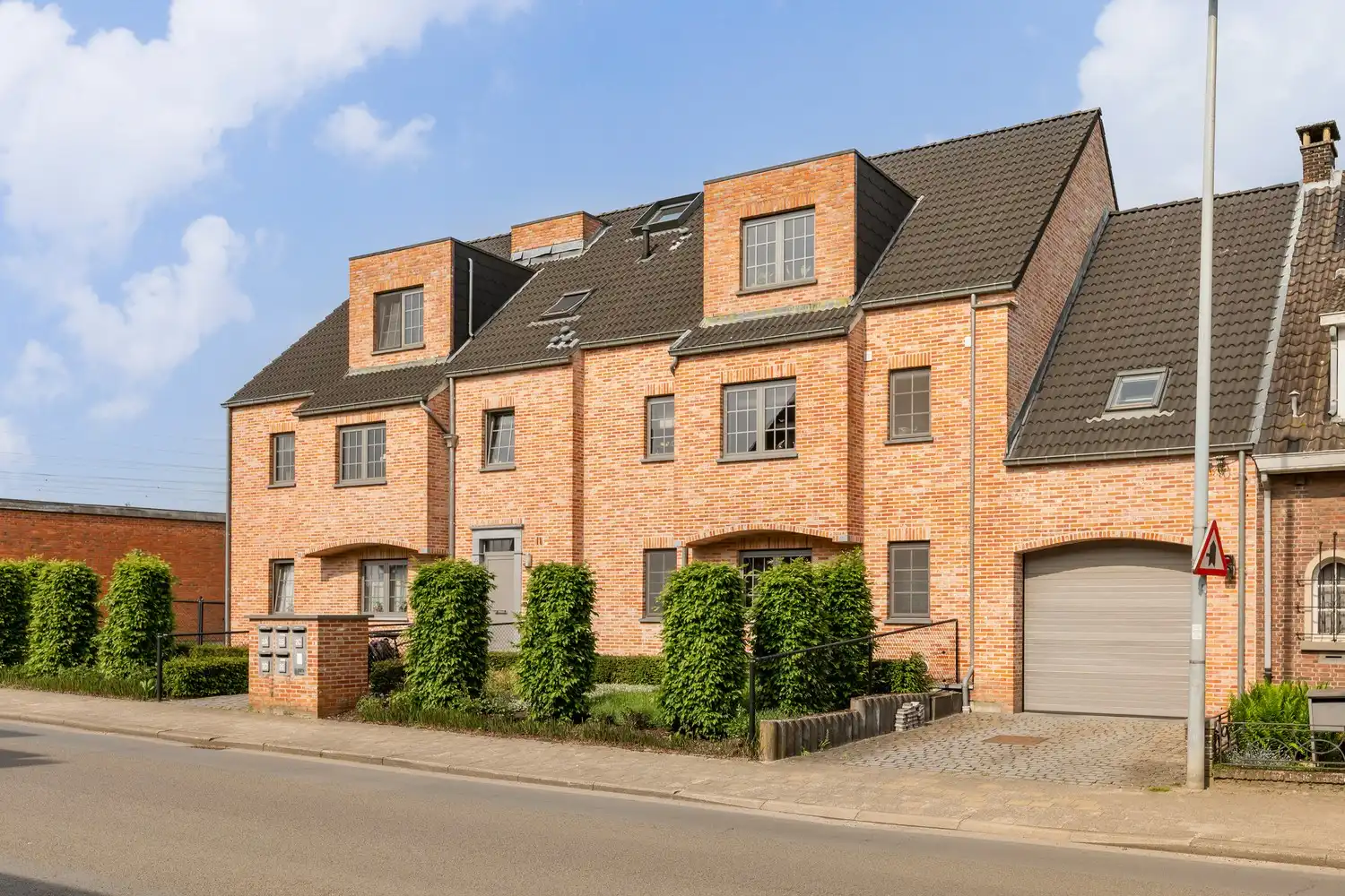 Gunstig gelegen loft met 2 slaapkamers foto 3