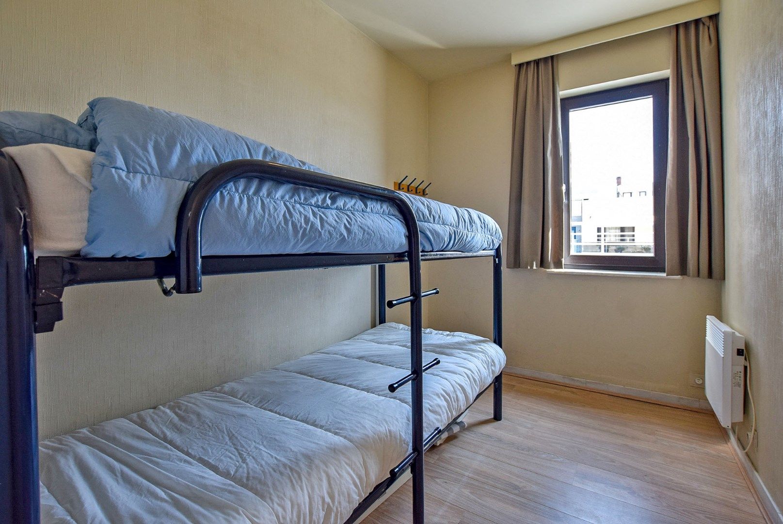 Ruim penthouse (3-slaapkamerappartement) met maar liefst 120m2 terrassen te Oostduinkerke-Bad.  foto 15