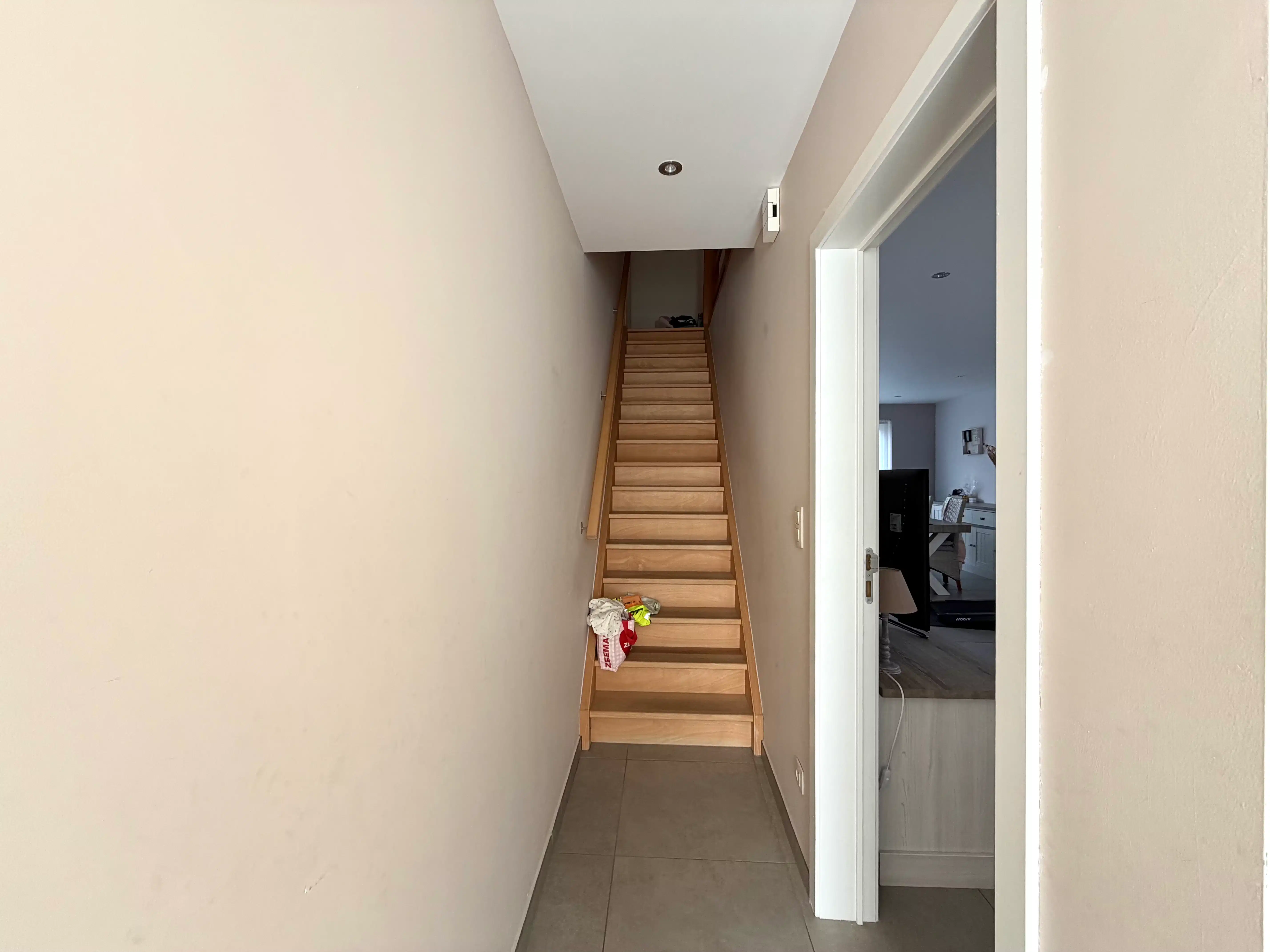 Gunstig gelegen woning te huur in het centrum van Evergem foto 2