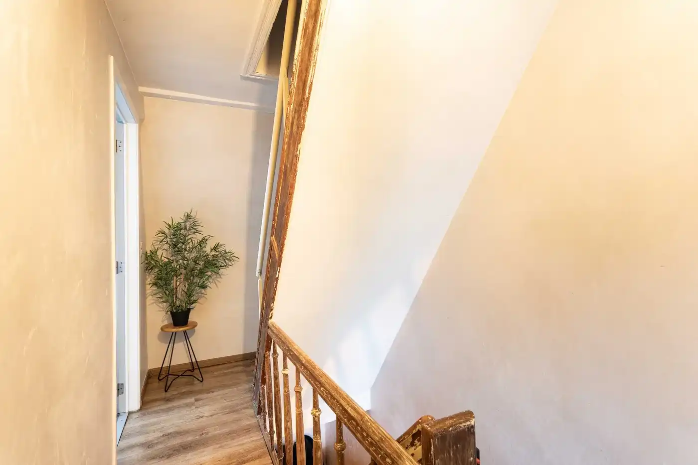 Instapklare woning met 3 slaapkamers in Zwevegem foto 10