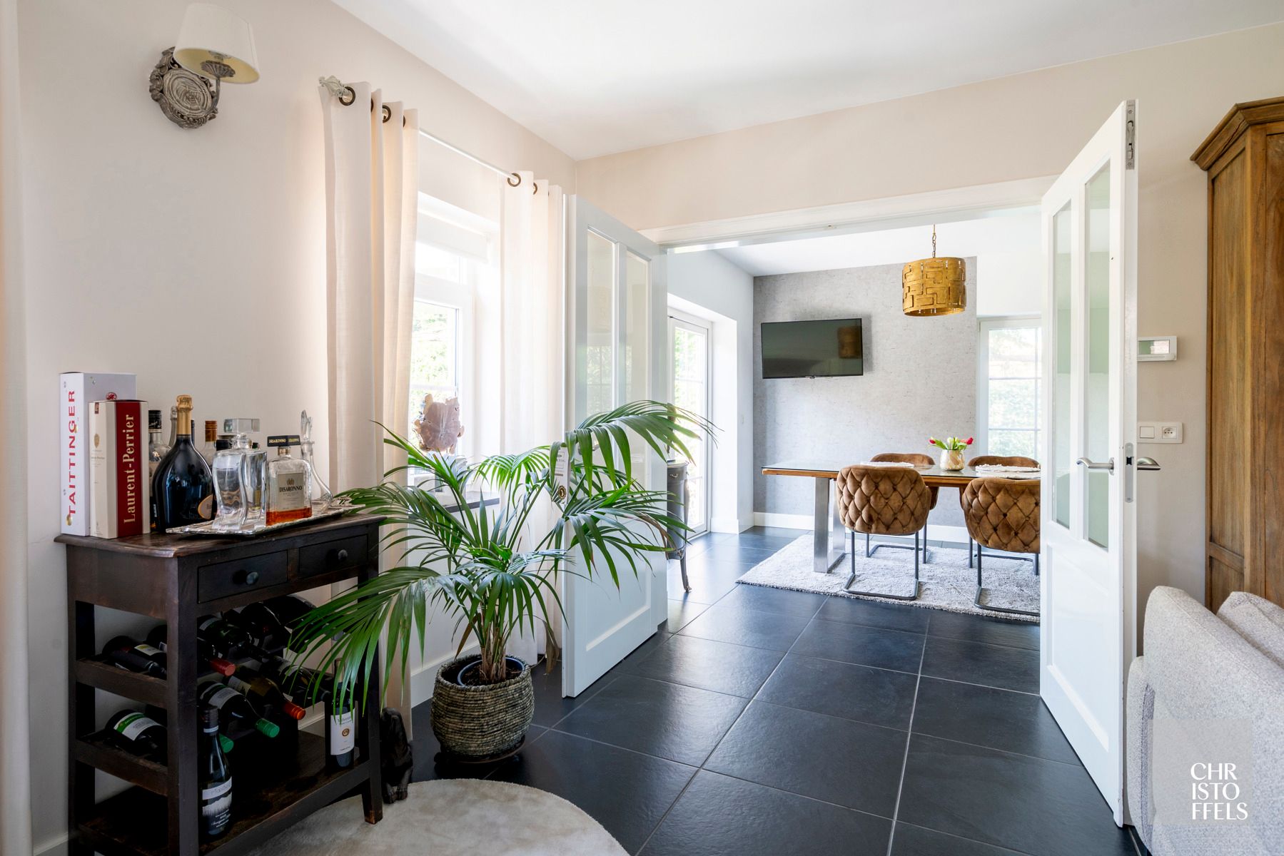 Energiezuinige, instapklare pastorijwoning met 4 slaapkamers in rustige buurt! foto 3