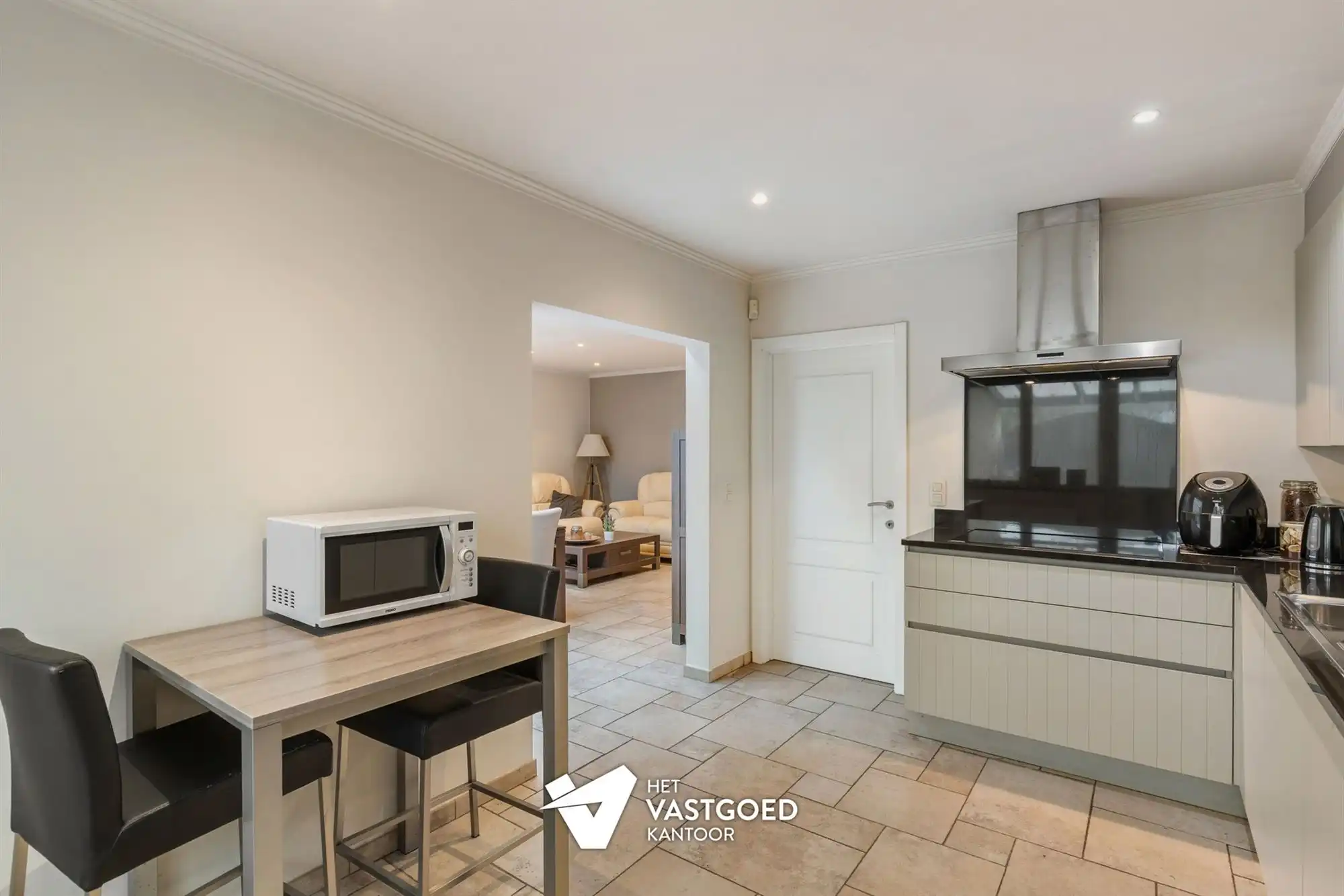 PERFECT ONDERHOUDEN GELIJKVLOERS APPARTEMENT (135M²) MET 2 SLAAPKAMERS + DRESSING EN TERRAS TE LAAKDAL foto 11