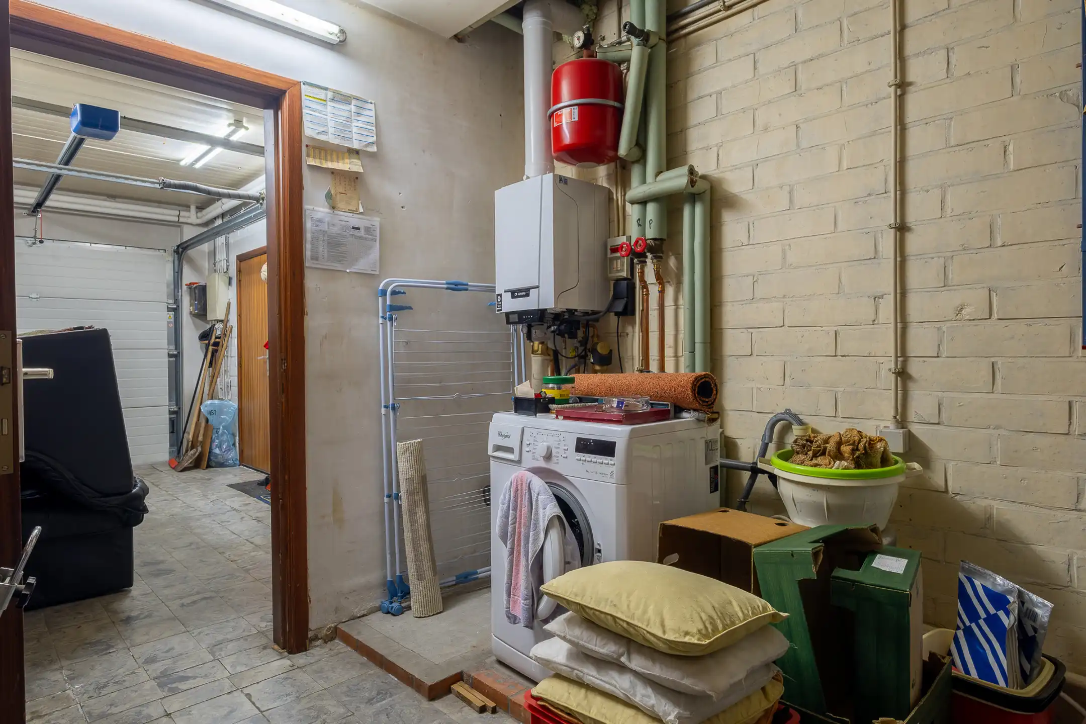 Bel-etage met ruimte op elke verdieping in Emblem (Ranst) foto 22