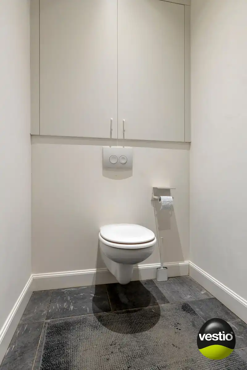 OPBRENGSTEIGENDOM VAN BUREEL, WONING, MAGAZIJN EN 2 APPARTEMENTEN TONGEREN LANGS N79. foto 17