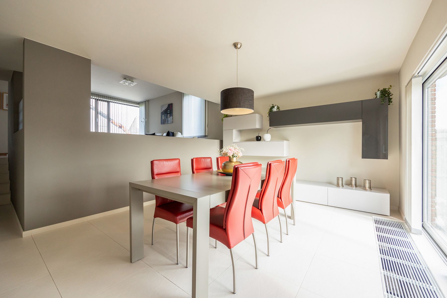 Eigentijdse gezinswoning op een perceel van ca 1.059m² in het centrum van Hoogstraten foto 5