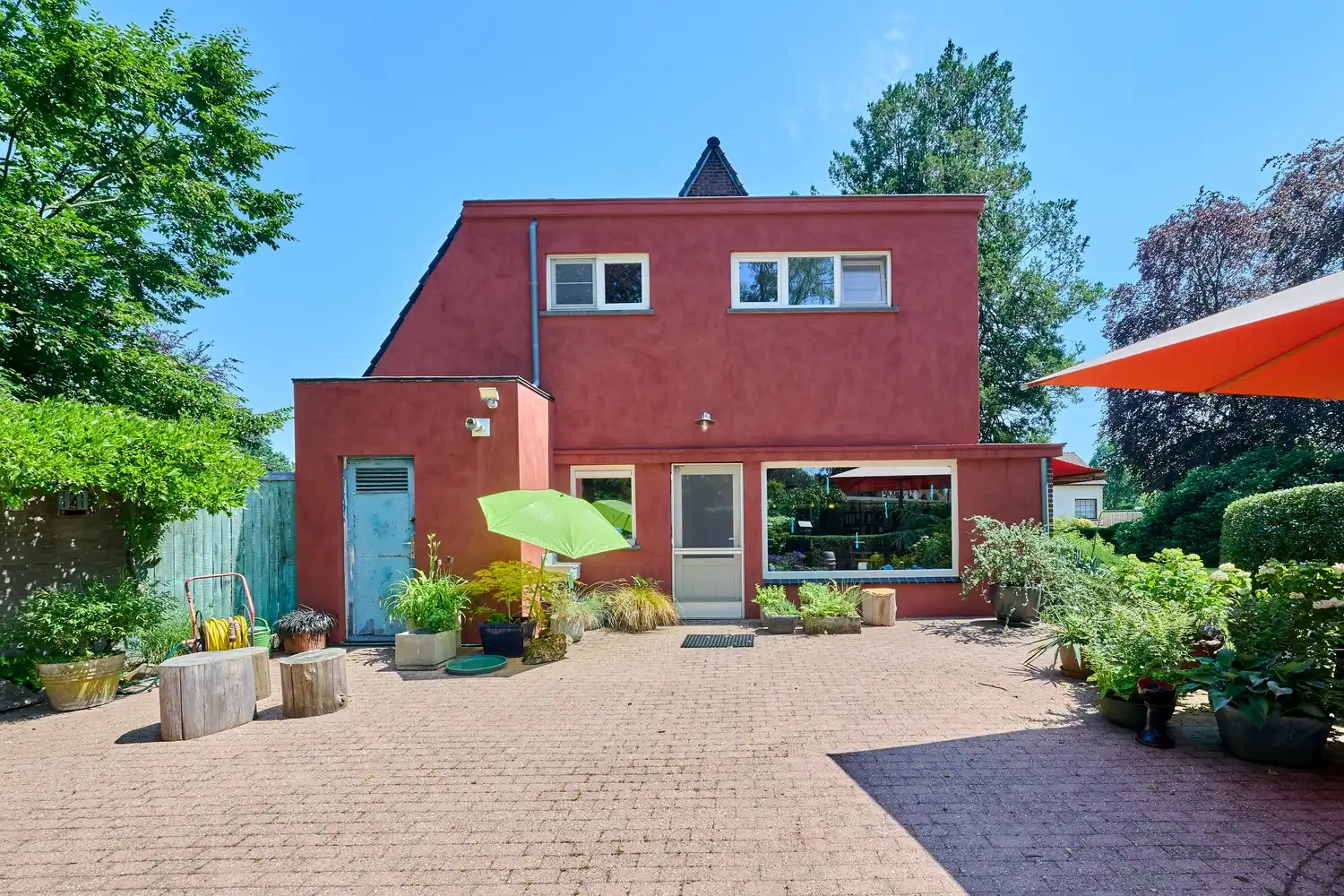 Charmante open bebouwing met prachtige tuin op toplocatie nabij het centrum en de Nederlandse grens foto 27