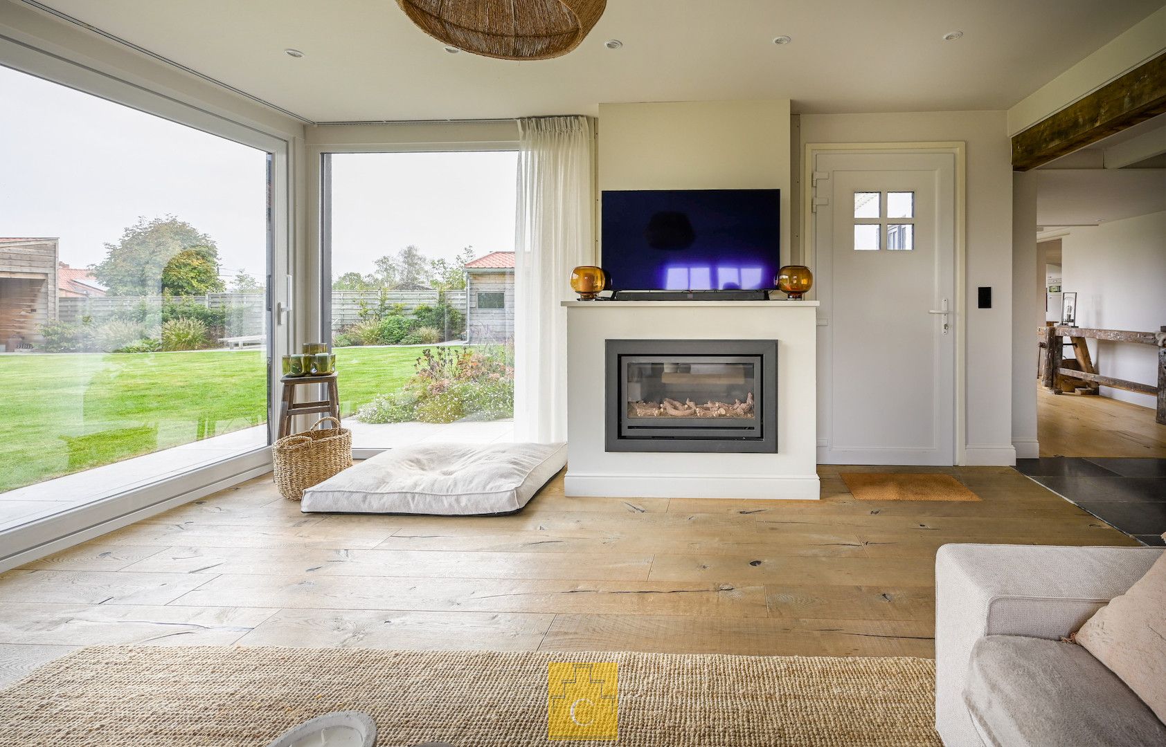 knap gerenoveerde gezinswoning, landelijke stijl met eigentijdse toets, met zonnige tuin en parking foto 7