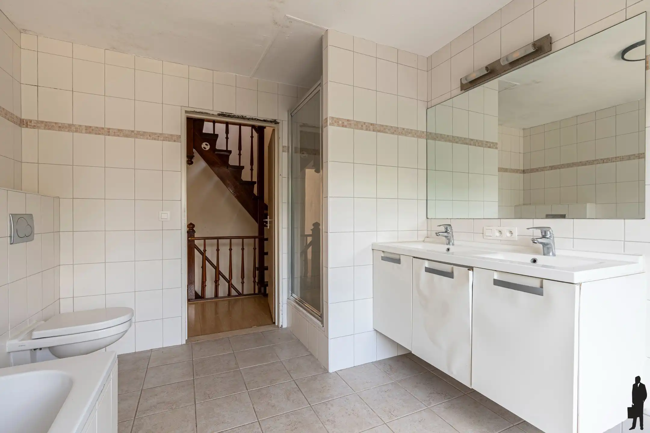 Eengezinswoning in kindvriendelijke omgeving met 4 slaapkamers en ruime garage op een perceel van ca. 318 m²! foto 27