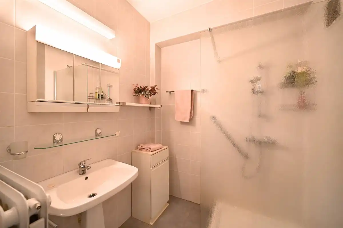 Ruim hoekappartement met 3 slpk in centrum Mortsel foto 21