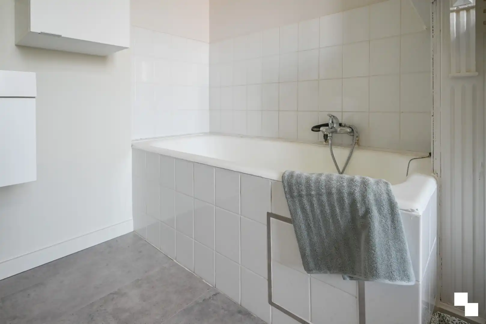 Charmante herenwoning met 4 à 5 slaapkamers te Izegem foto 36