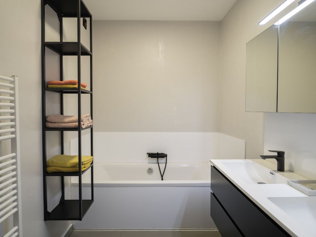 Sint-Denijs-Westrem – Ruim 3 slaapkamer appartement met zonnig terras, op de 2de verdieping van een verzorgde residentie. foto 14