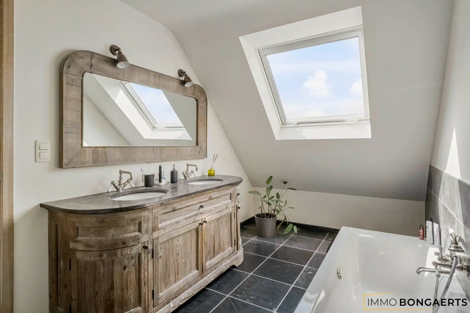 Instapklare woning met 3 slaapkamers foto 22
