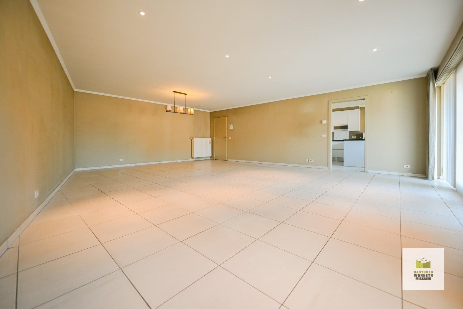 Instapklaar appartement met 2 slaapkamers en terras in het centrum van Wingene foto 2