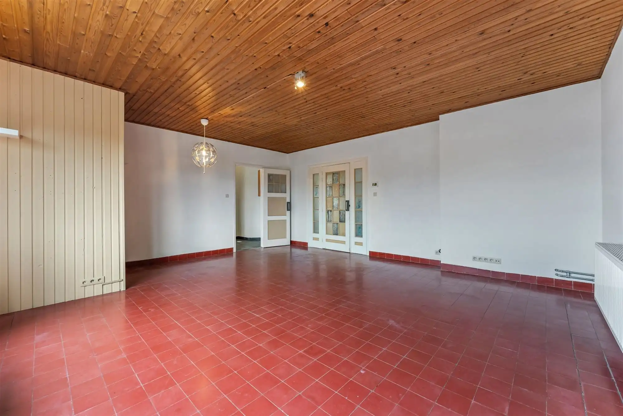 OP TE FRISSEN APPARTEMENT MET 3 SLAAPKAMERS IN DE NABIJHEID VAN HET CENTRUM VAN LEOPOLDSBURG foto 2