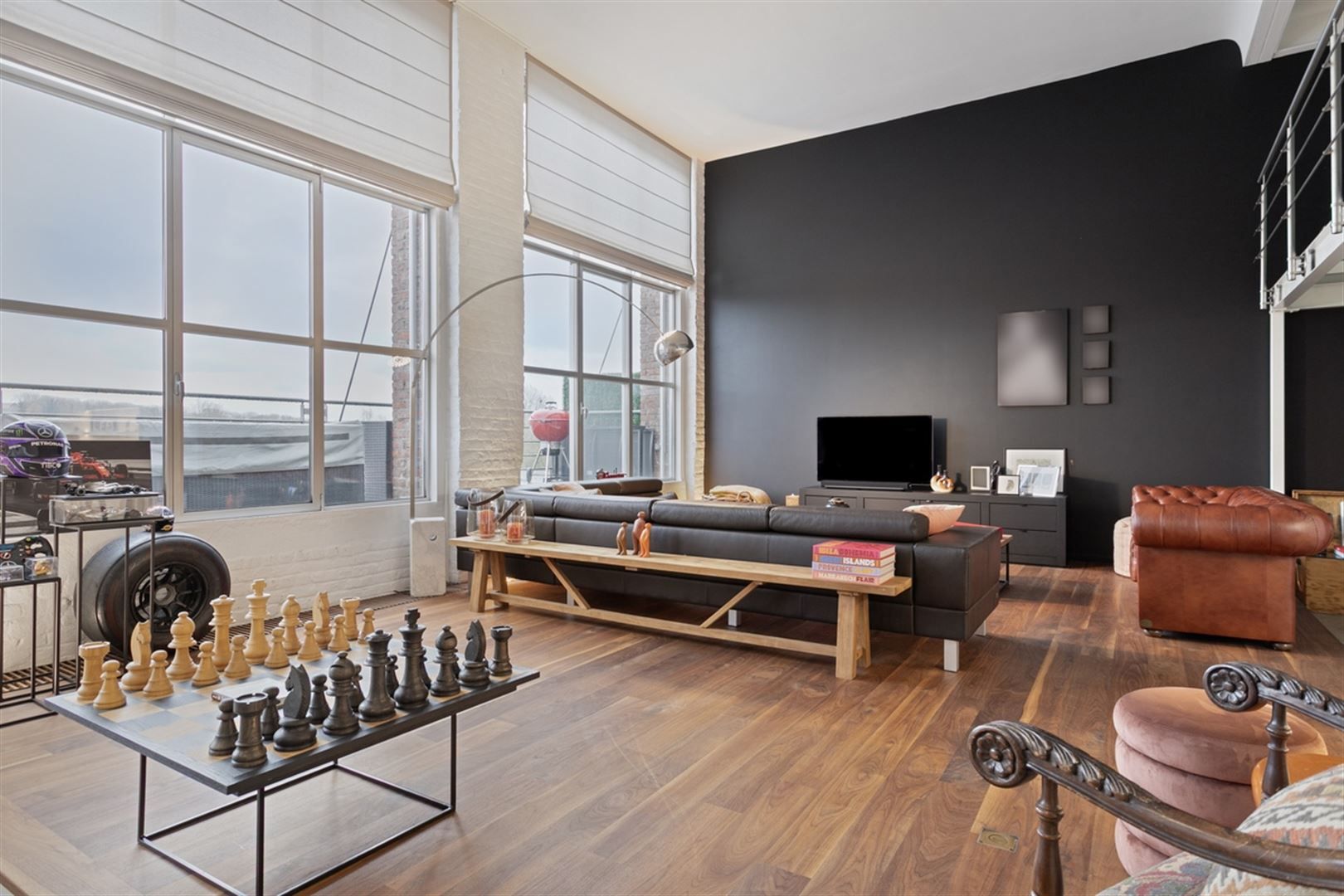 Ruime goed onderhouden loft van 235 m2 foto 7