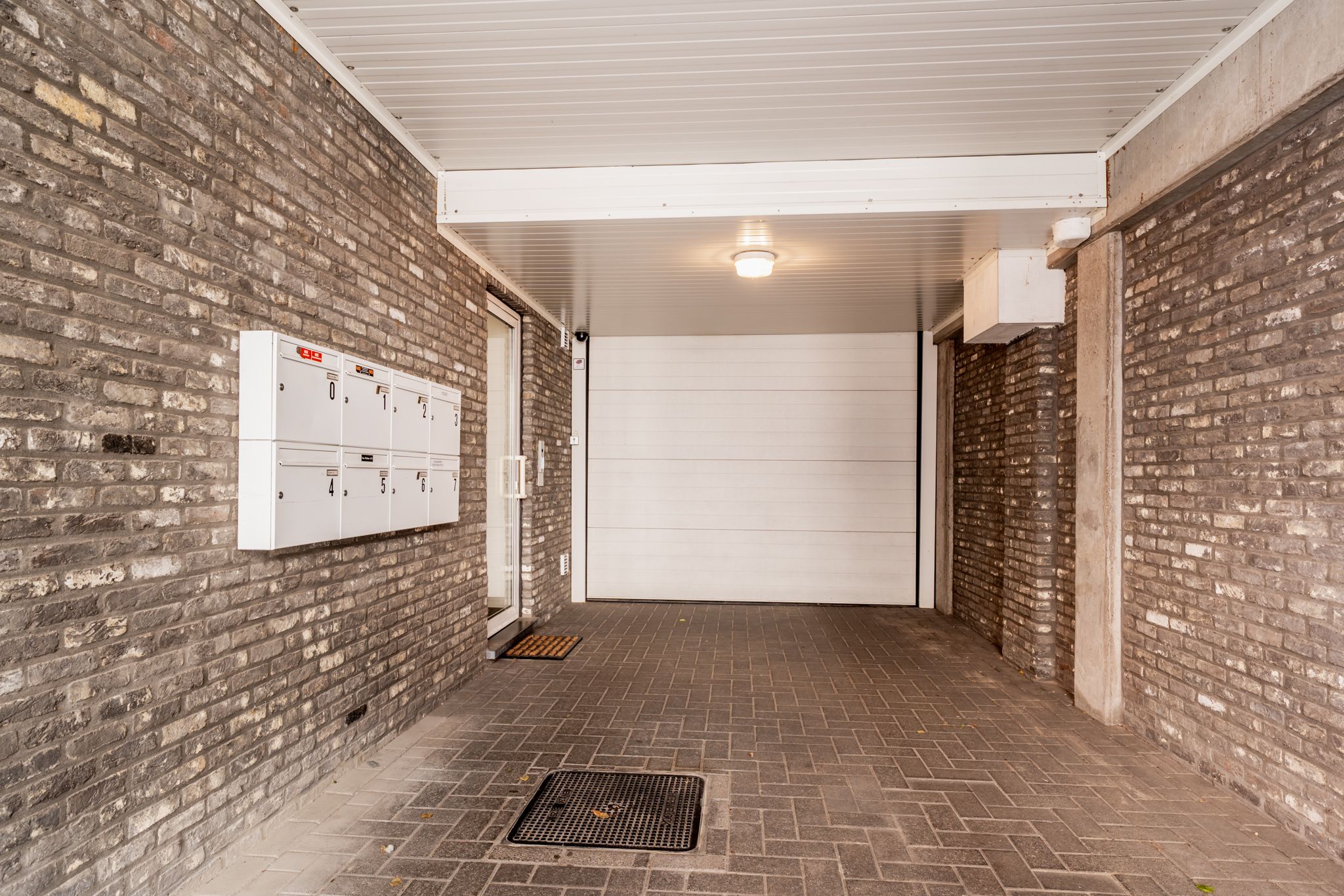 Zonnig appartement met 2 slaapkamers op TOP locatie te Boom! foto 12