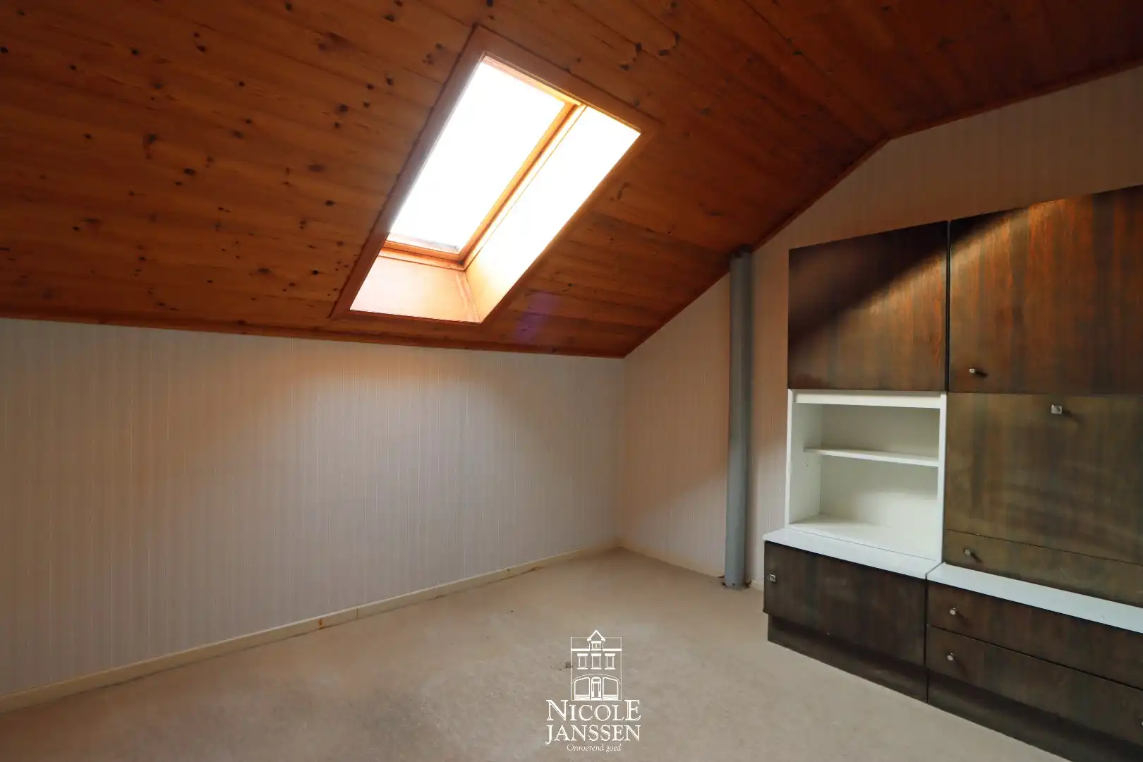 Verrassend ruime woning foto 29