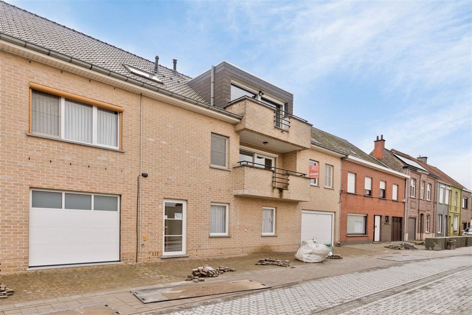 App met 2 slpk en garage dichtbij centrum foto 5