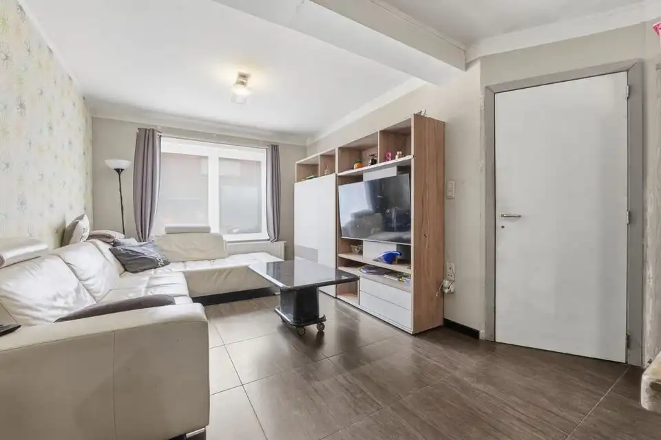 ENERGIEZUINIGE GEZINSWONING MET 3 SLKS, TERRAS EN TUIN IN TONGEREN foto 5