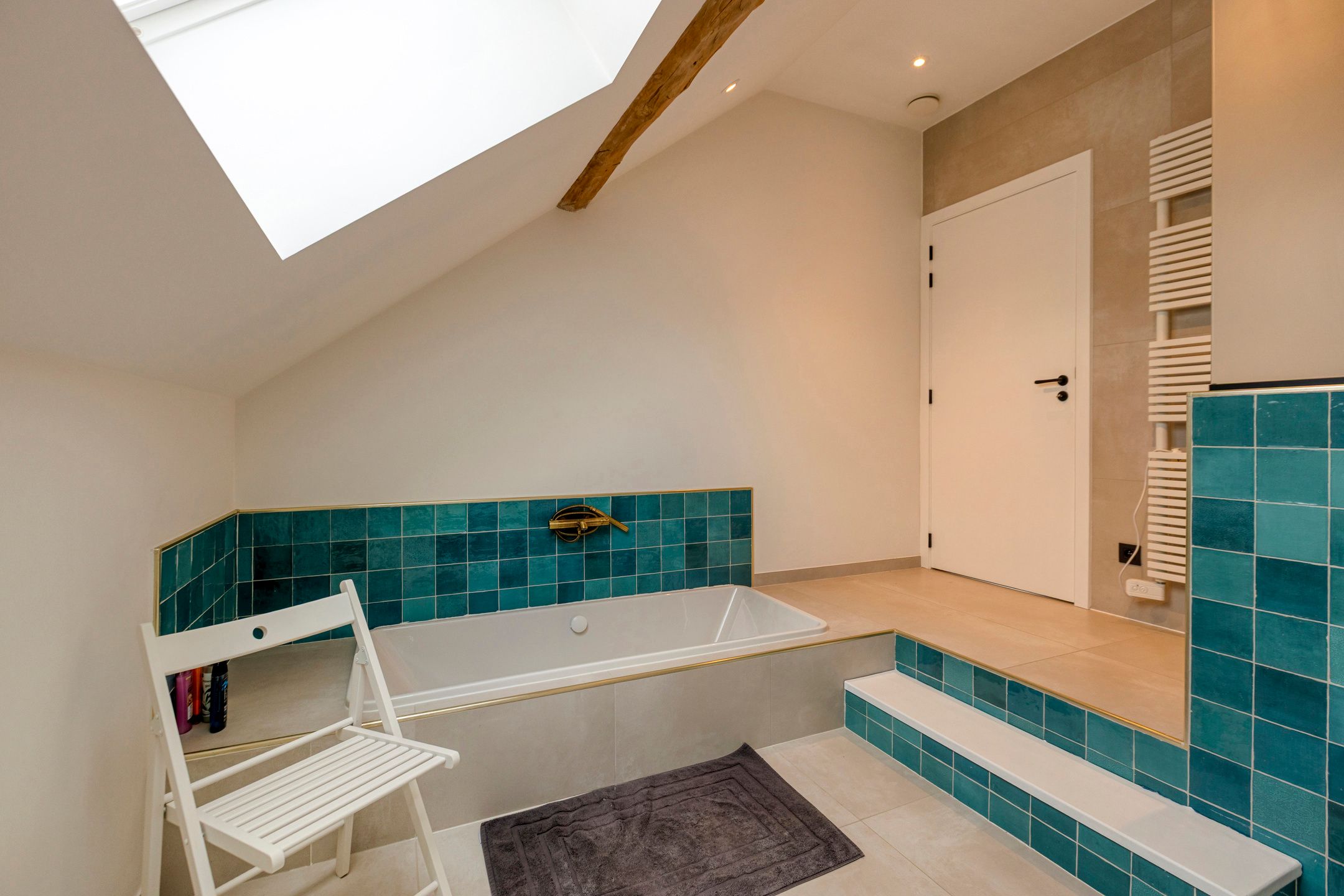 Gerenoveerde woning met 3 slaapkamers op rustige ligging  foto 19