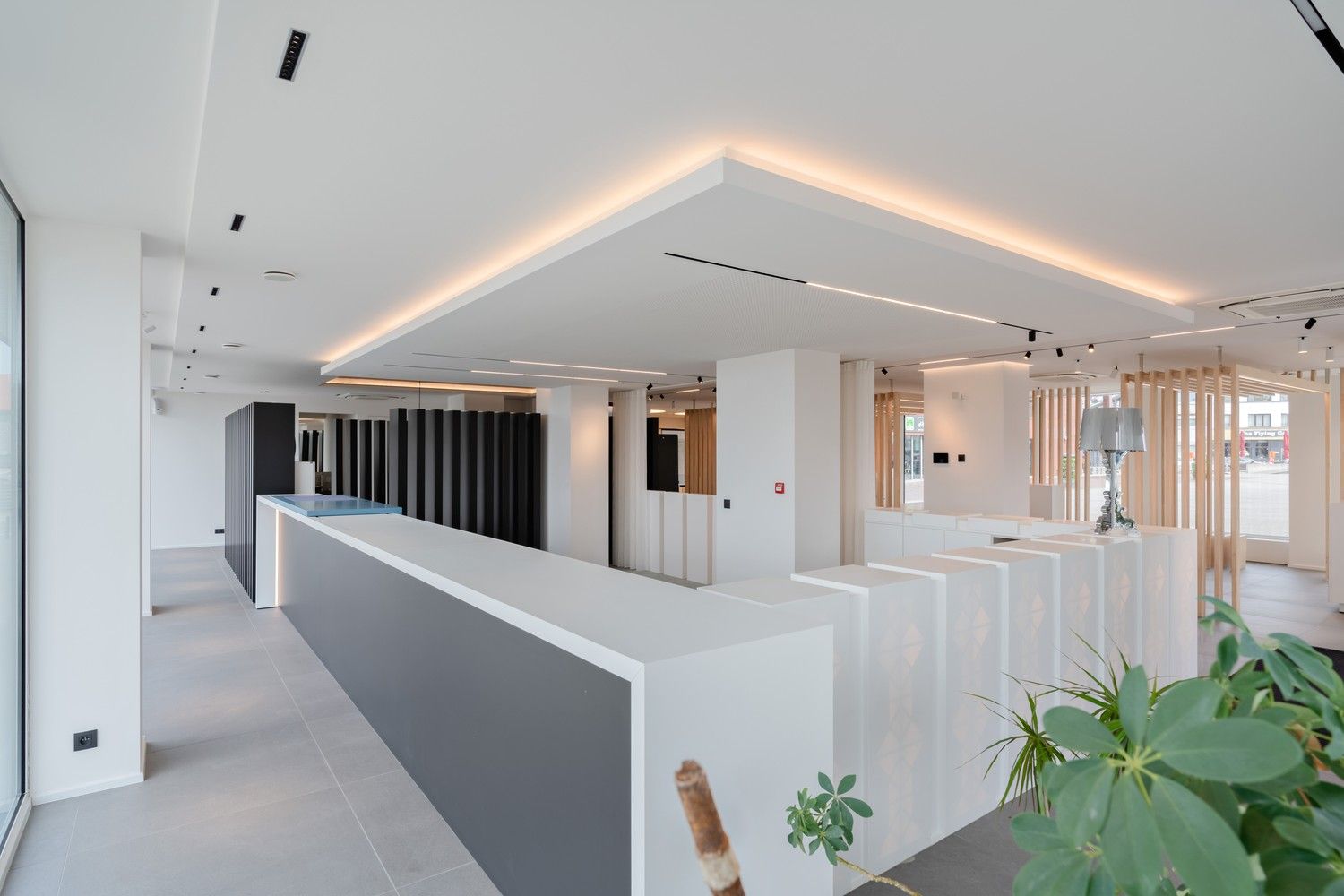 220m² kantoor/showroom foto 8