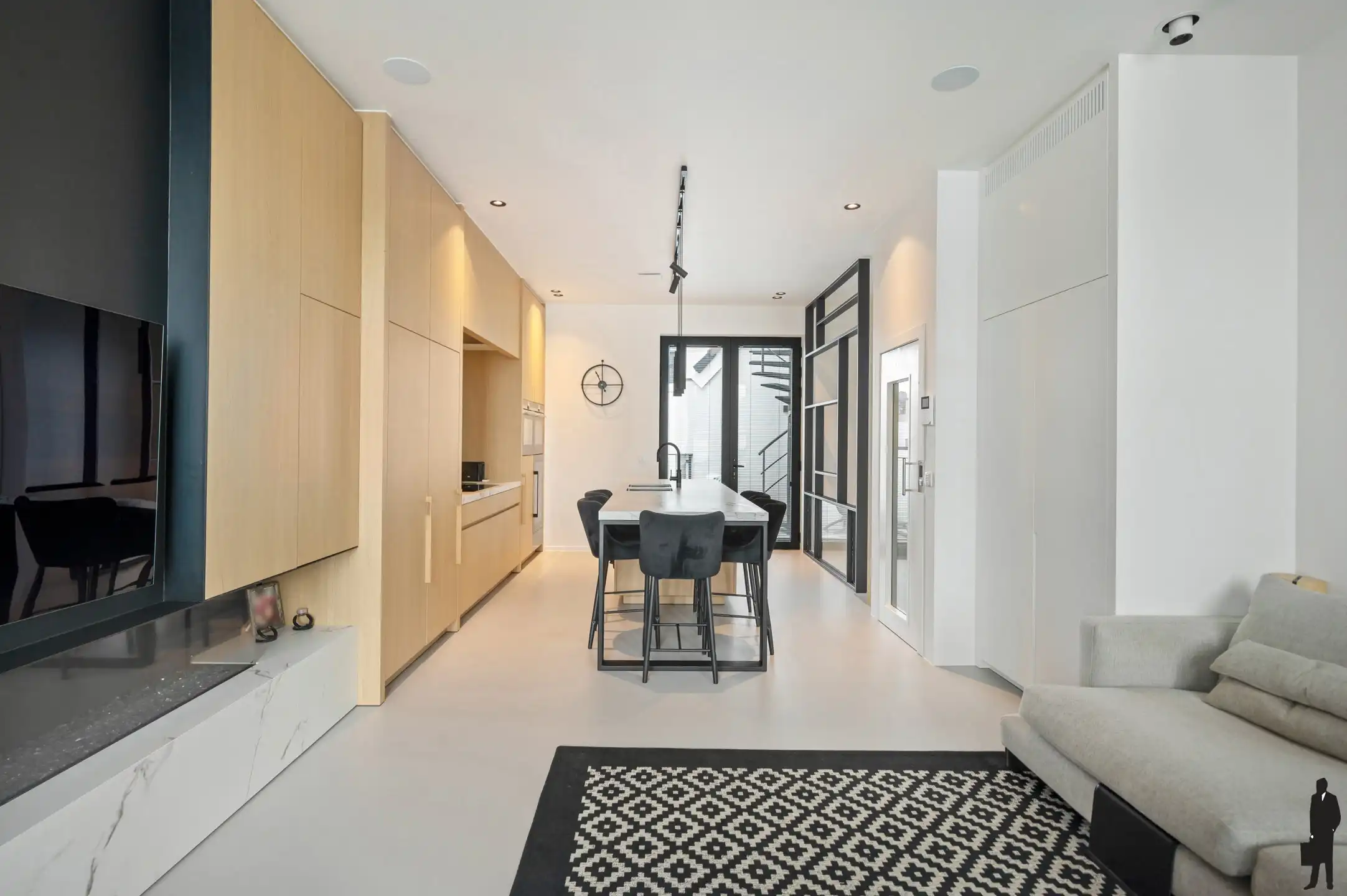 Upside down-woning met dakterras en parking foto 2