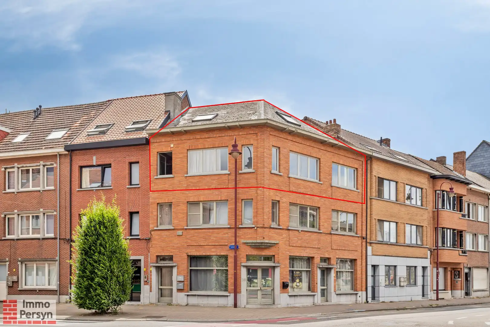 Instapklare duplex met 2 slaapkamers in uniek hoekgebouw – op wandelafstand van station Aarschot foto {{pictureIndex}}